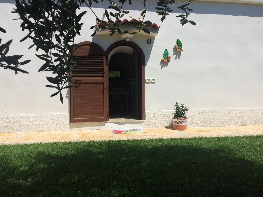 הוילה קסטלנטה Trullo Del Cavaliere Delle Gravine מראה חיצוני תמונה